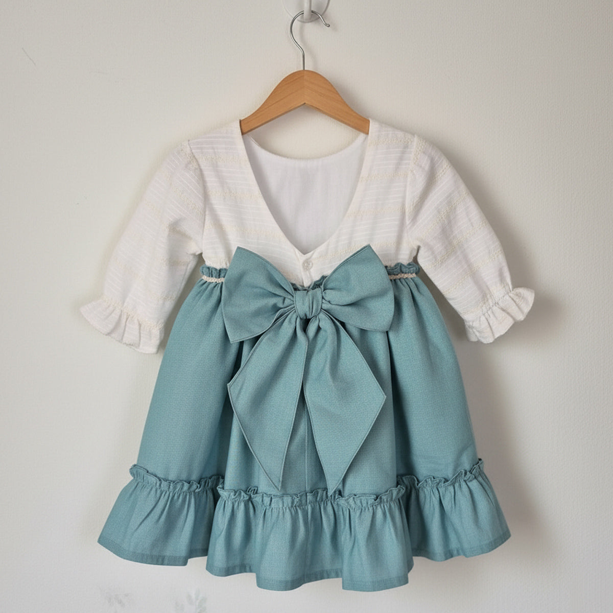 Vestido infantil (3 a 12 años)