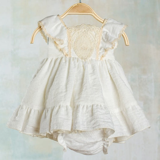 Jesusito crudo ceremonia (3 a 36 meses)