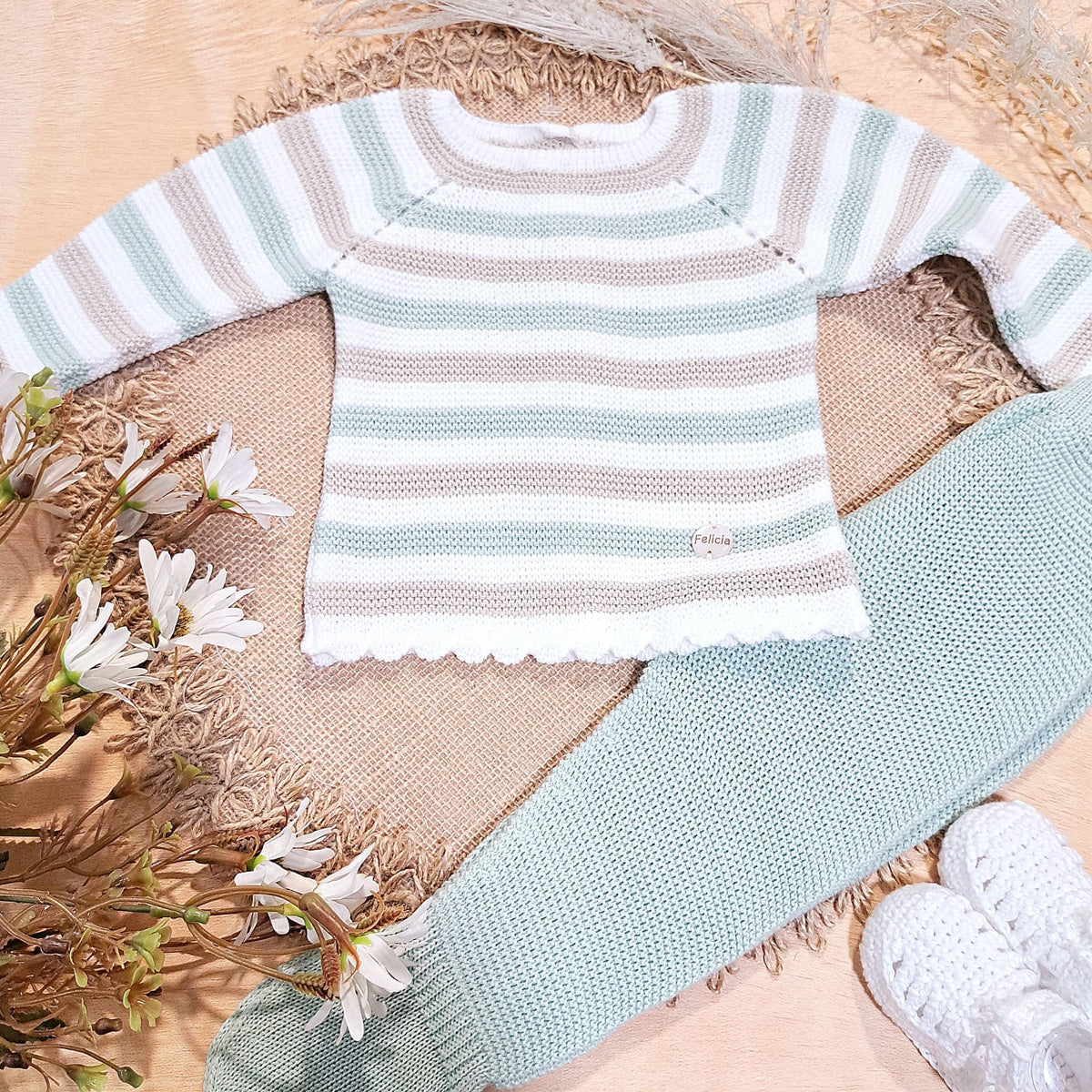 Conjunto en perle verde manzana (00 a 6 meses)