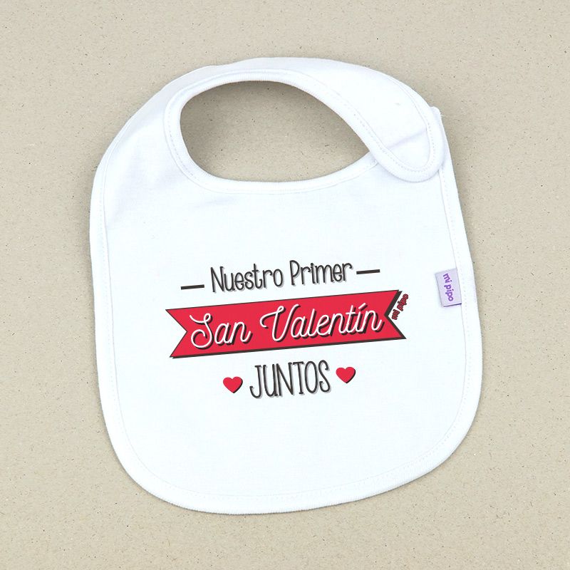 Babero Divertido Nuestro primer San Valentín Juntos
