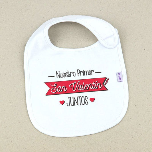 Babero Divertido Nuestro primer San Valentín Juntos