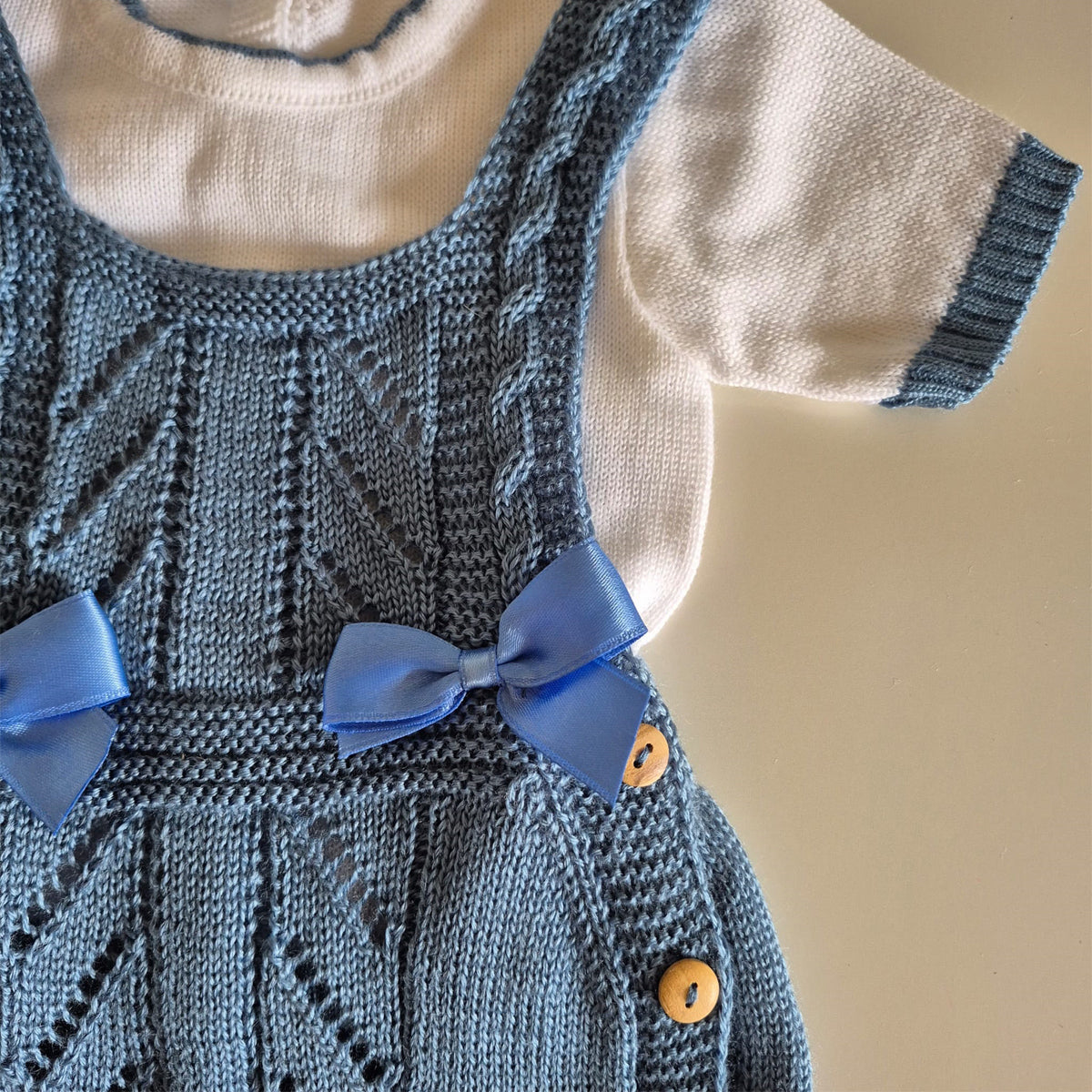 Conjunto ranita azul cobalto (0 a 3 meses)