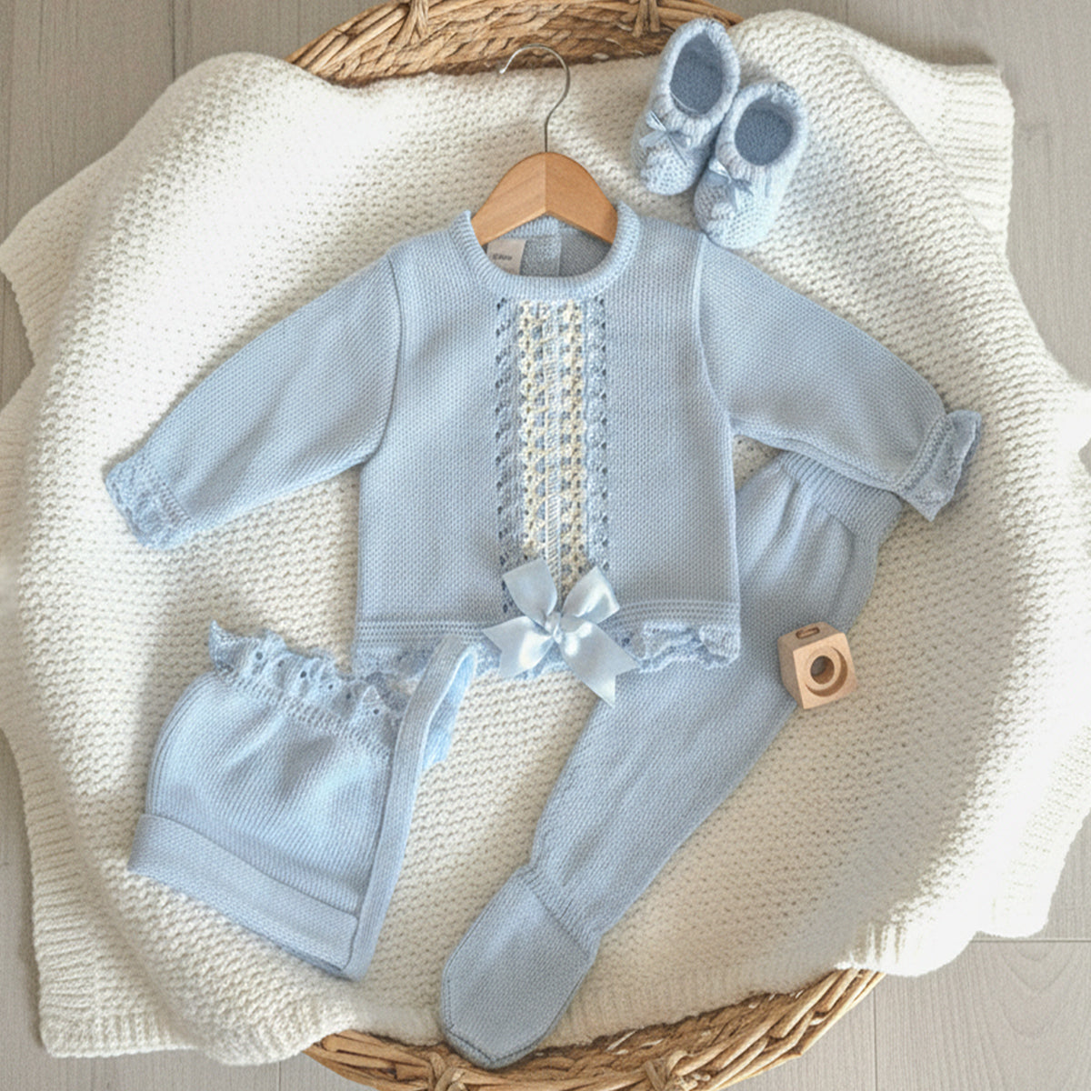 Conjunto de perle celeste (0 a 3 meses)