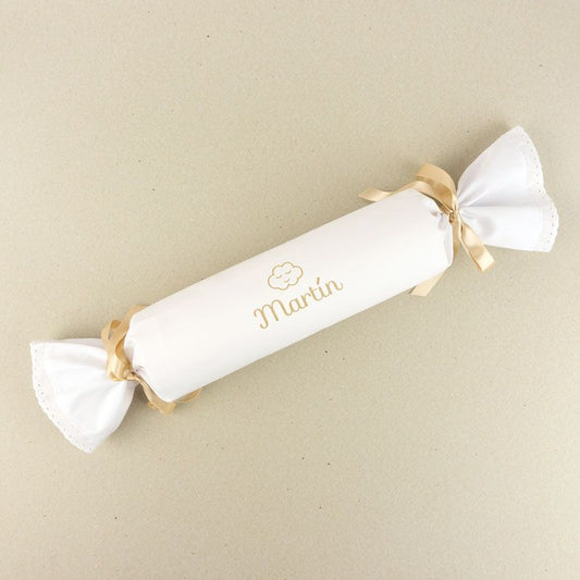 Cojín Antivuelco Caramelo Estrellas Blanco y Beige Personalizado, dibujo a elegir